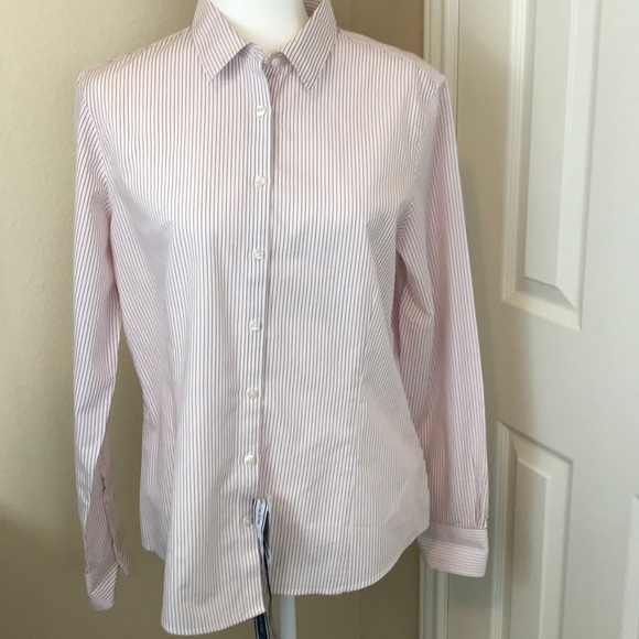 Brooks Brothers Tops - Brooks Bothers Tailored Fit Non Iron Button Up Top